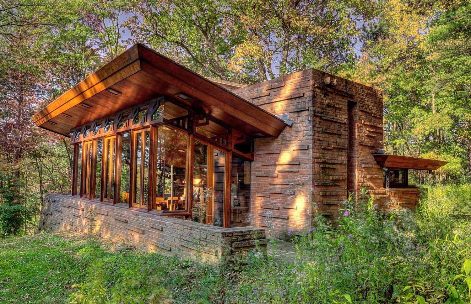 Seth Peterson Cottage exterior