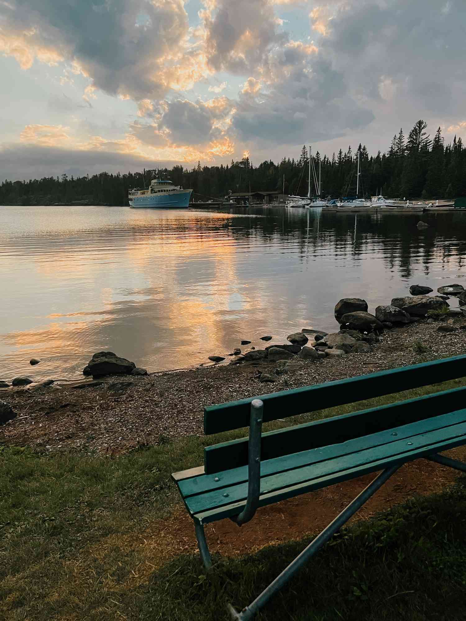 Rock Harbor on the coast of Isle Royale National Park