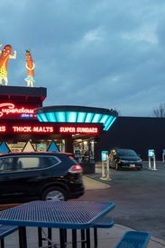 Superdawg drive in