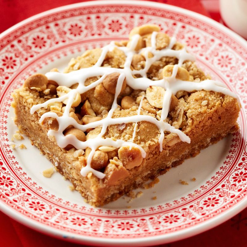 Triple Peanut Butter Streusel Bars