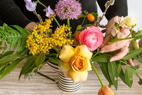 Wildlflower floral arranging